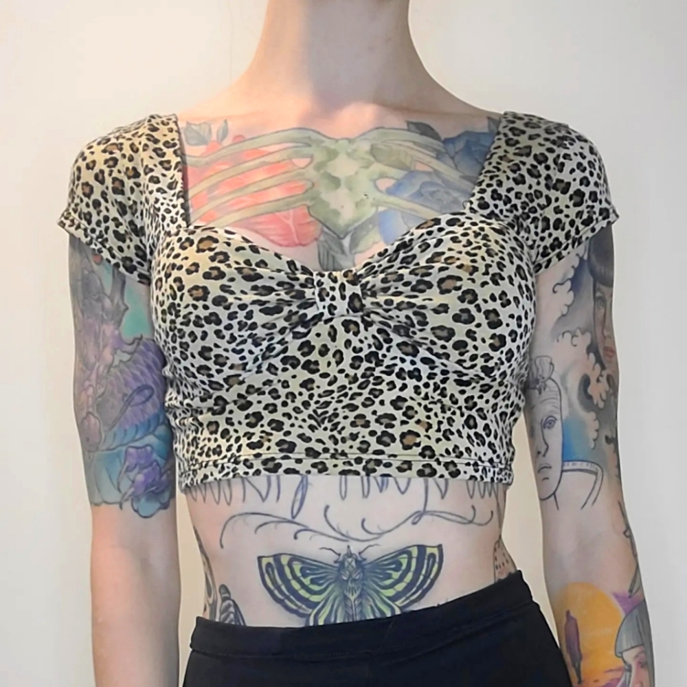 TMANI Leopard Print Crop Top